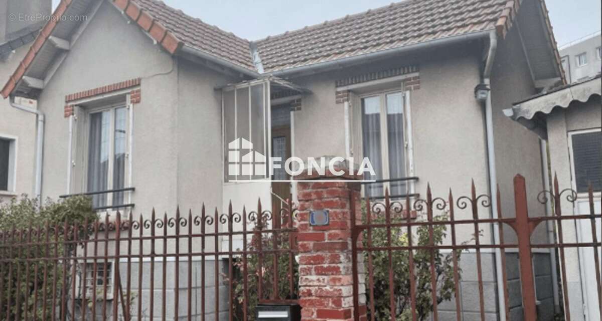 Maison à VILLENEUVE-SAINT-GEORGES