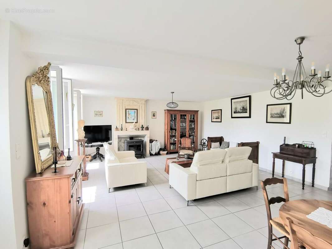 Photo 2 - Maison à REIGNAC