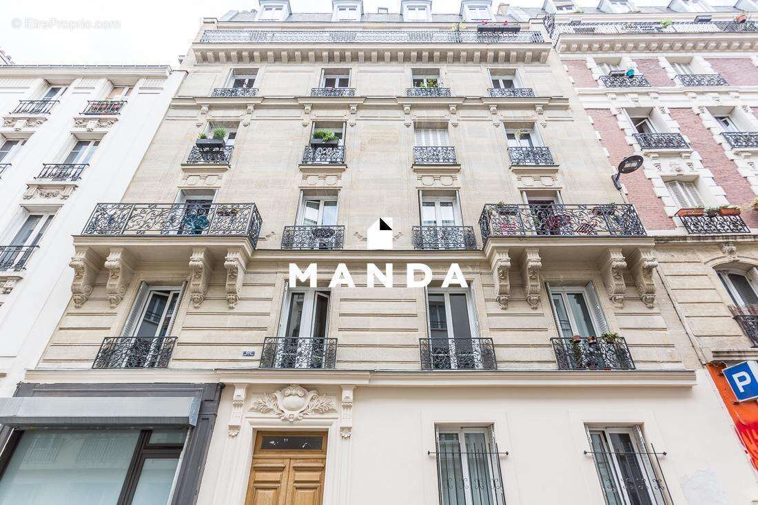 Appartement à PARIS-18E