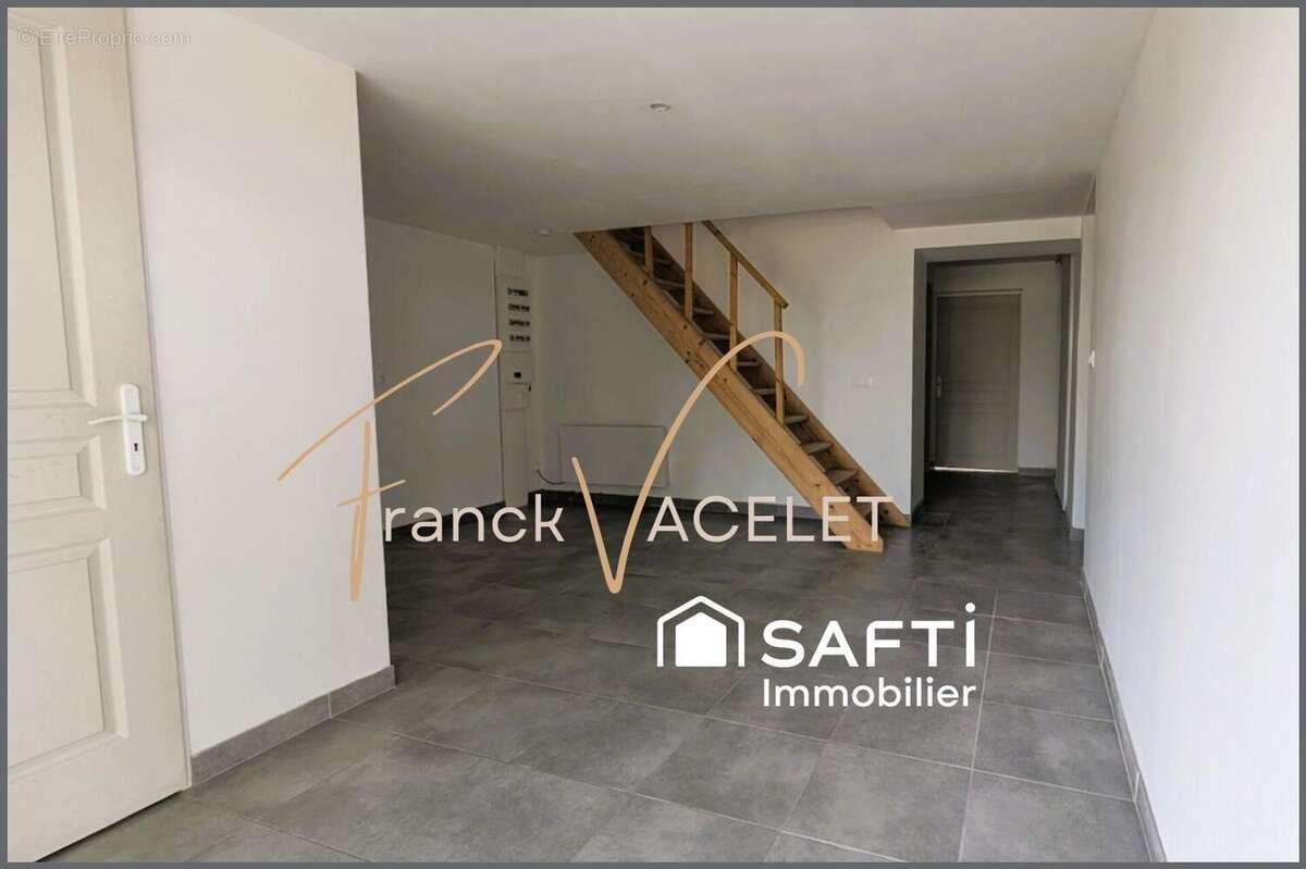 Maison 150 m² à Loupiac-De-La-Reole  - photo 7