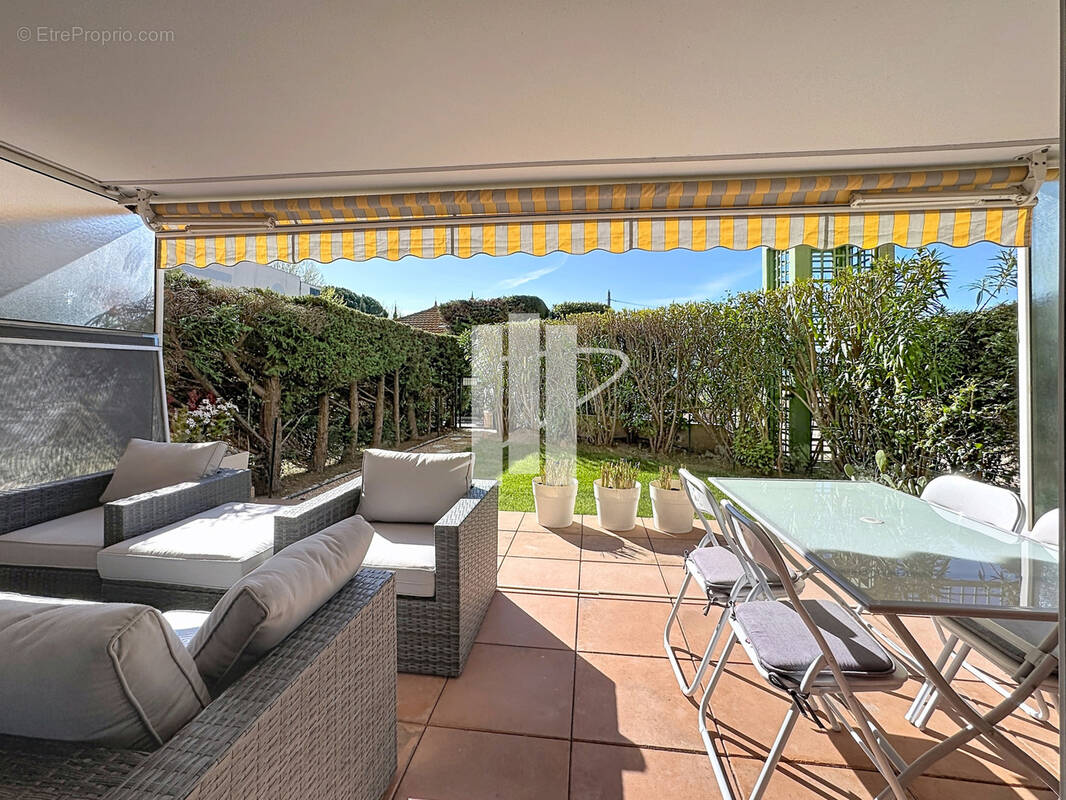 Appartement à SAINT-RAPHAEL