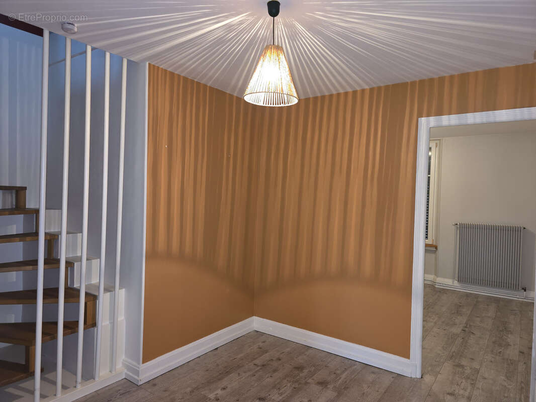 Appartement à ESSEY-LES-NANCY