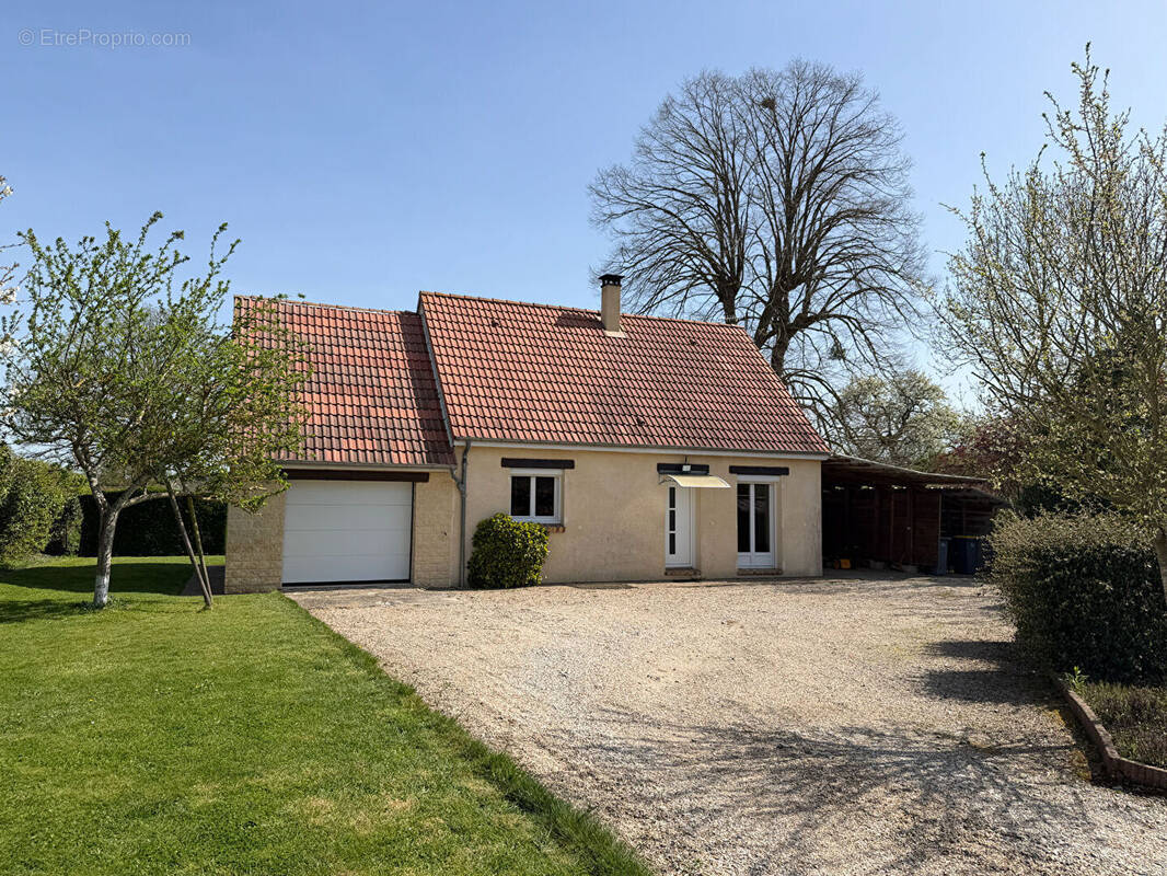 Maison à CONCHES-EN-OUCHE