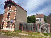 Maison à MENESTREAU