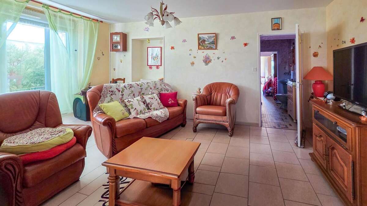 Photo 5 - Maison à VERNOIL