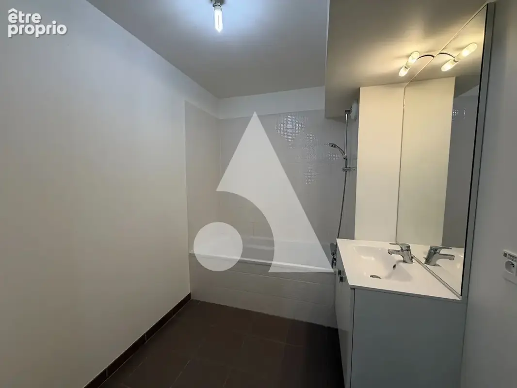 Appartement Rouen 3 pièce(s) 64.95 m2 - photo 4