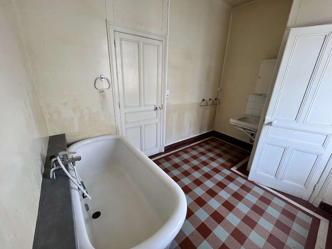 Grande maison en pierre - photo 15