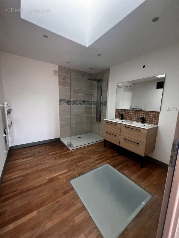 Maison à CRAMCHABAN