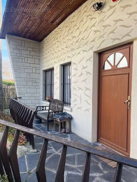 Maison à LE BLANC-MESNIL