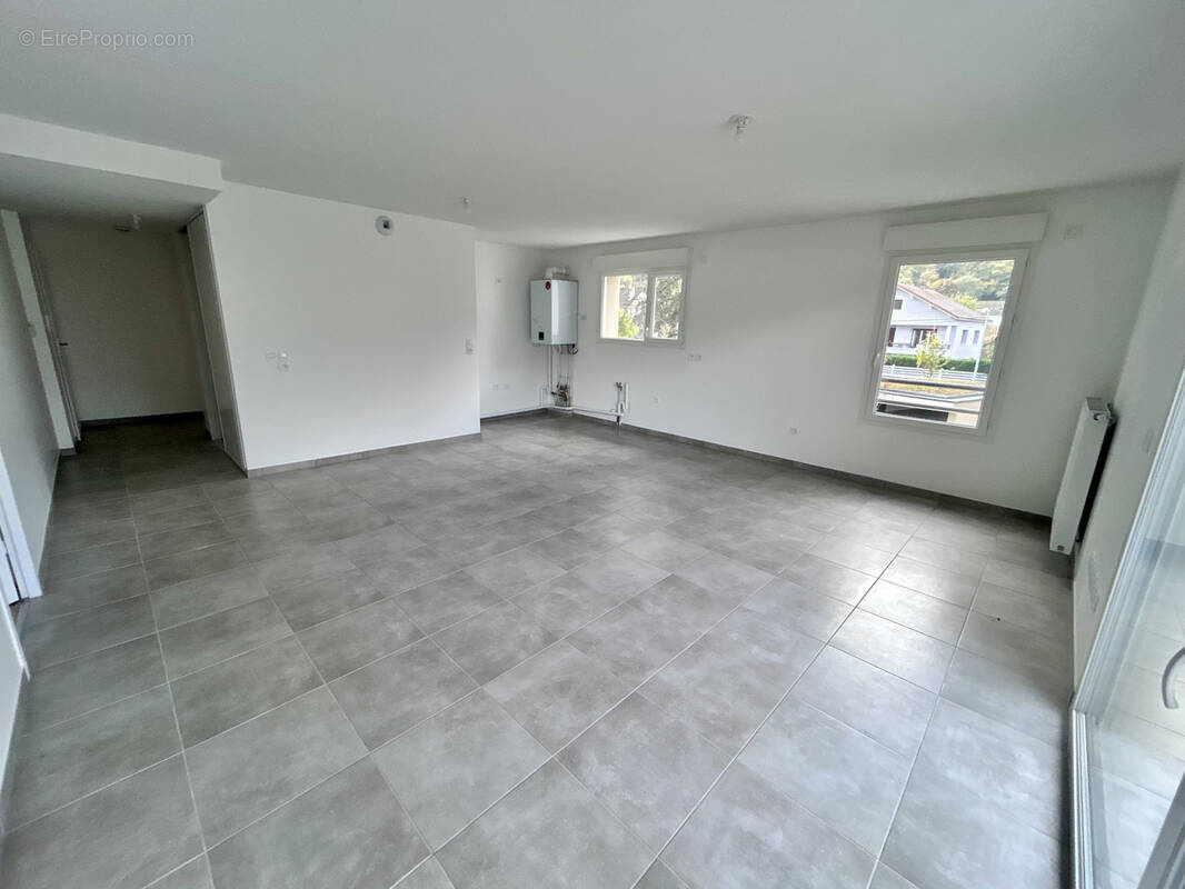 Appartement à ECHIROLLES