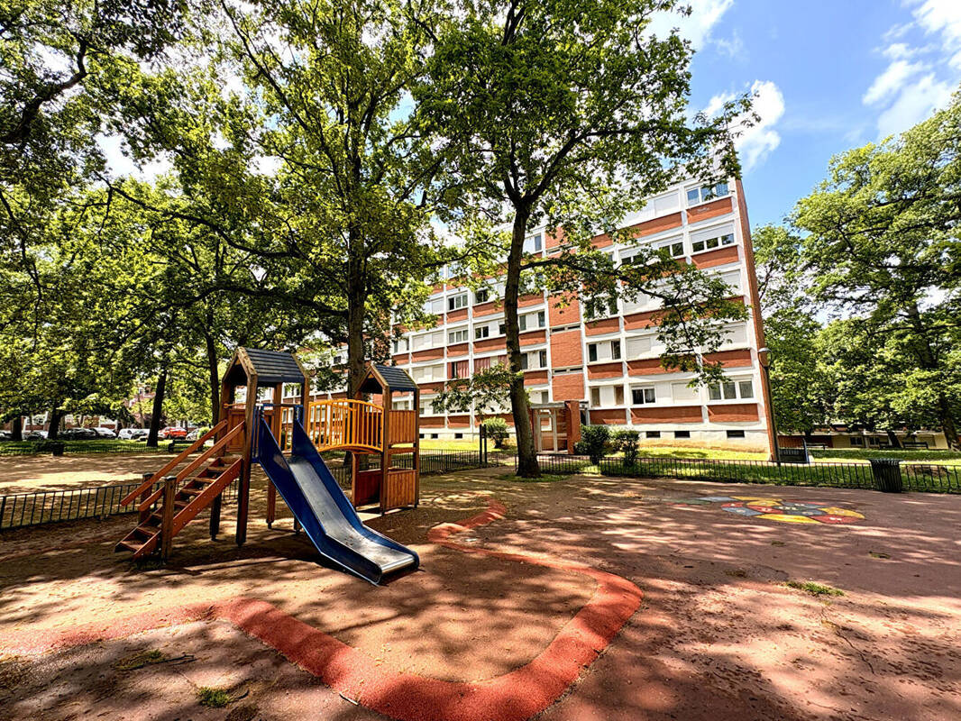 Appartement à AUBERGENVILLE