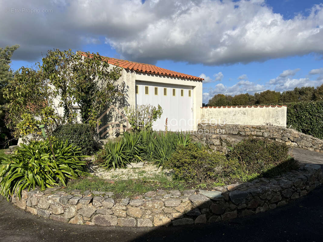 Maison à SAINT-MATHURIN