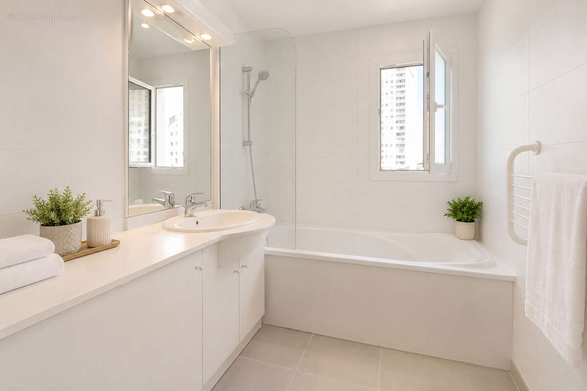 Appartement à PARIS-19E