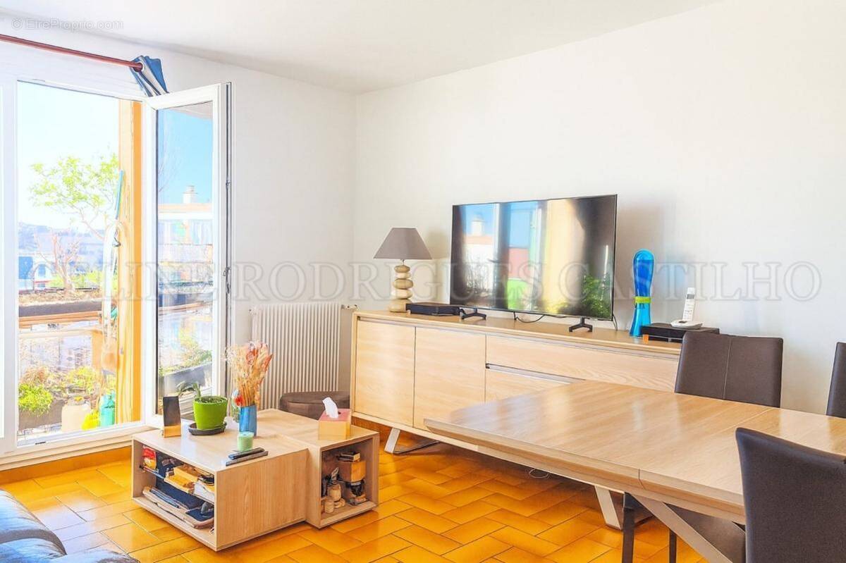 Appartement à BONDY