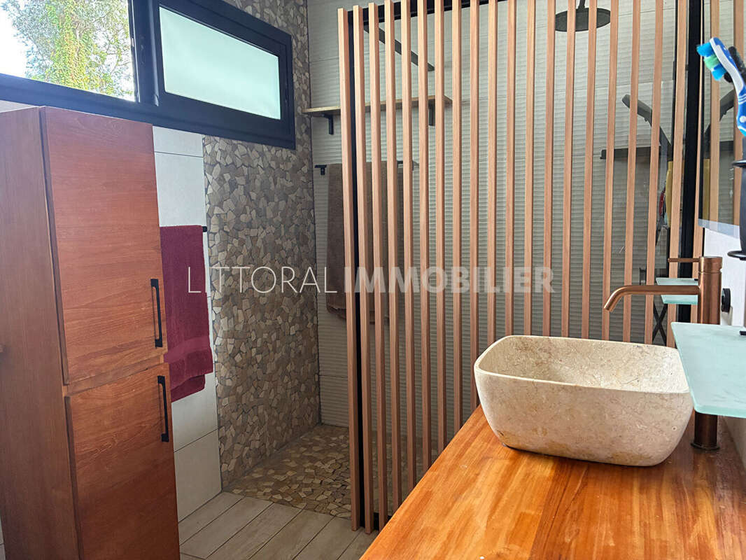 Ligne des 400 : Belle villa contemporaine de 2024 - photo 8