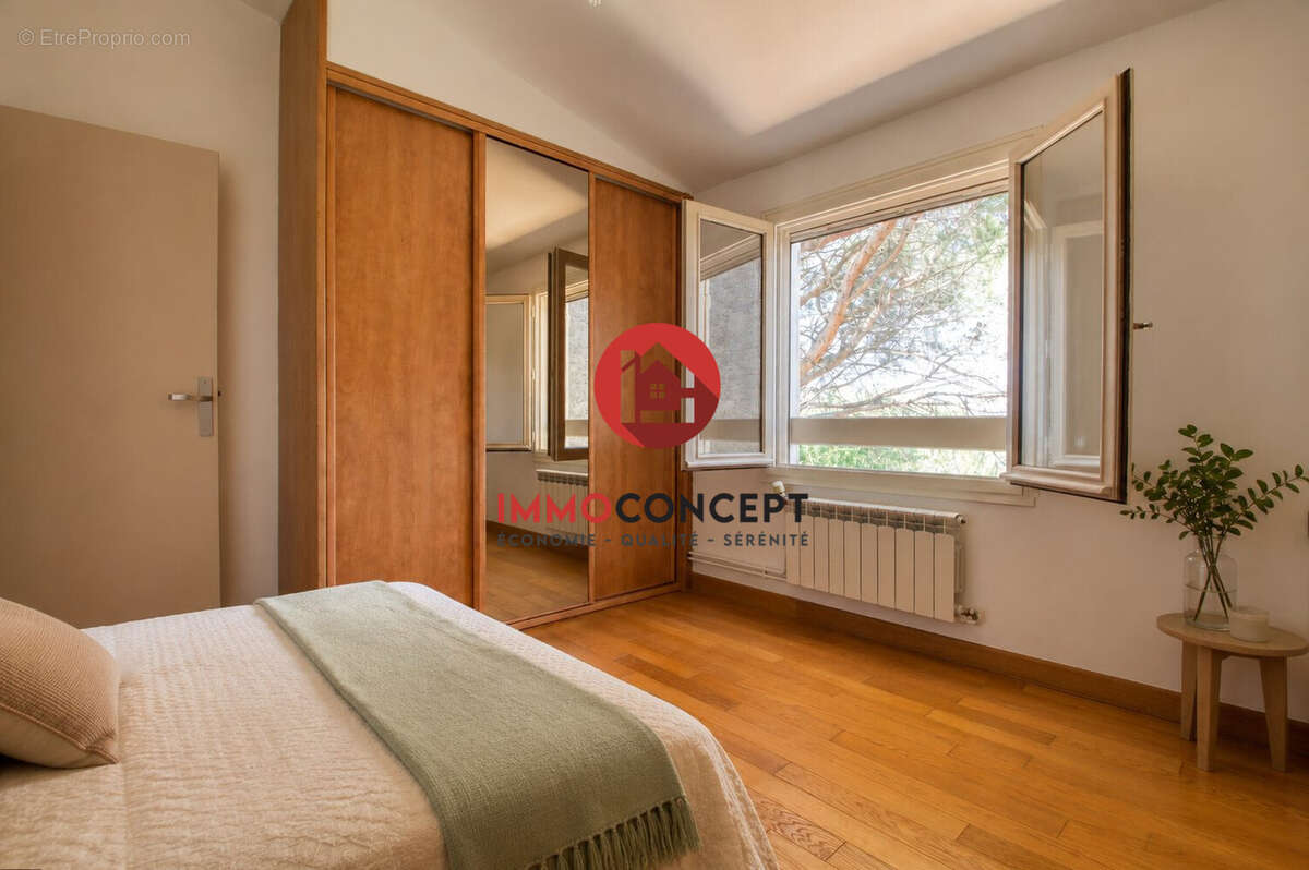 Maison 97 m² à Villeneuve-Les-Avignon  - photo 7