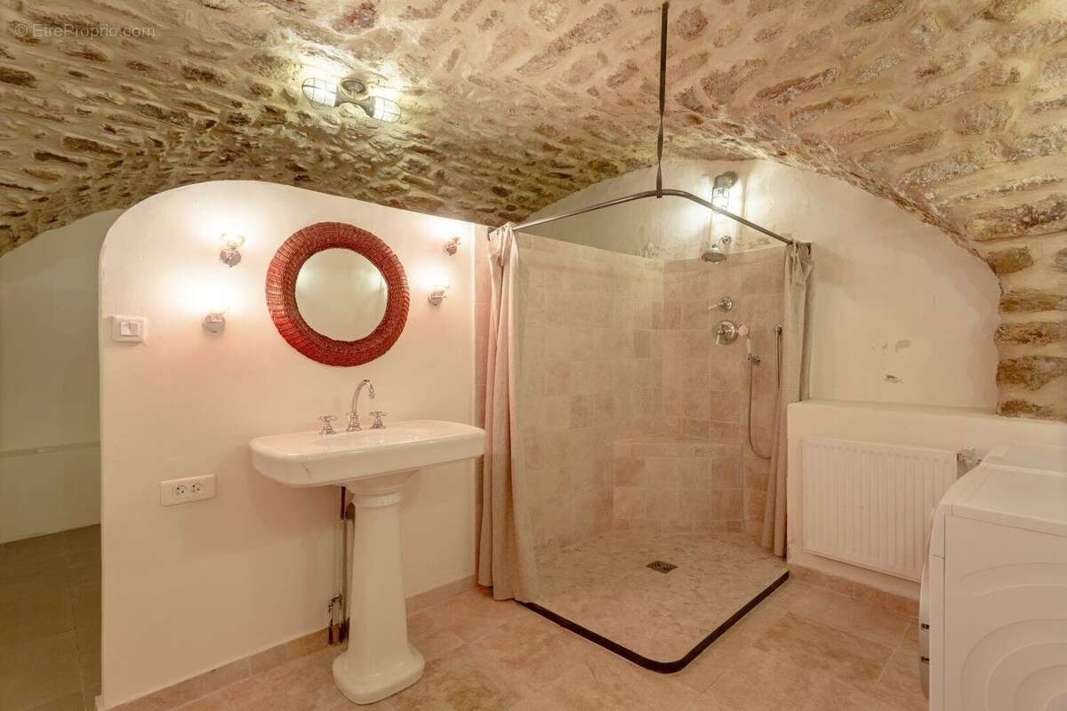 Belle maison de Village 205m2, Sud Luberon - 2 terrasses, Vue panoramique et Garage - photo 15