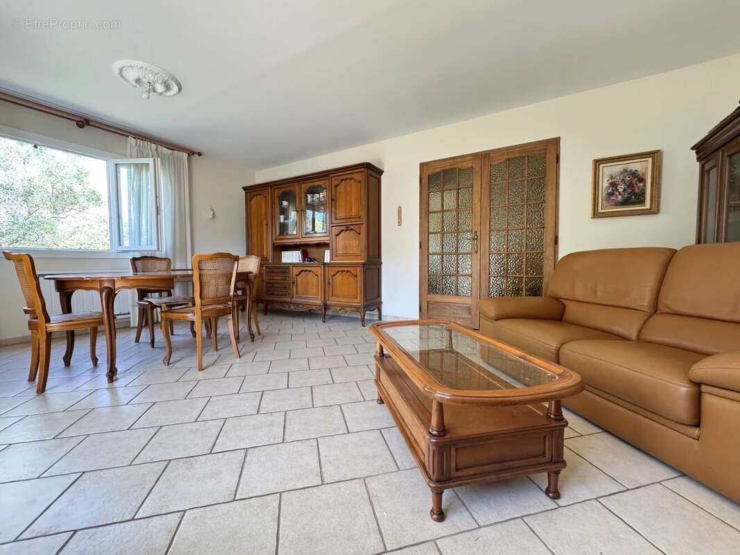 Maison à LA LONDE-LES-MAURES