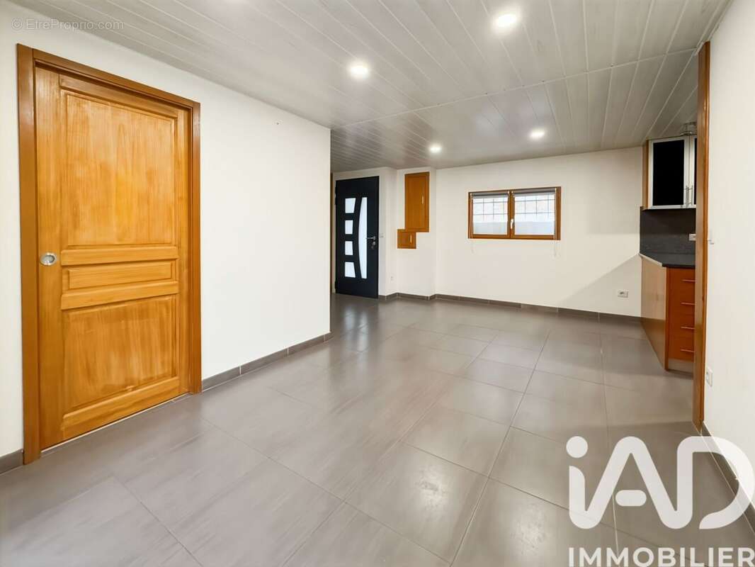 Photo 2 - Appartement à SAINT-MICHEL-SUR-ORGE