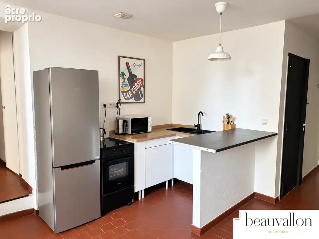 Vente T3 78m2 Marseille 13001 Belsunce - photo 2