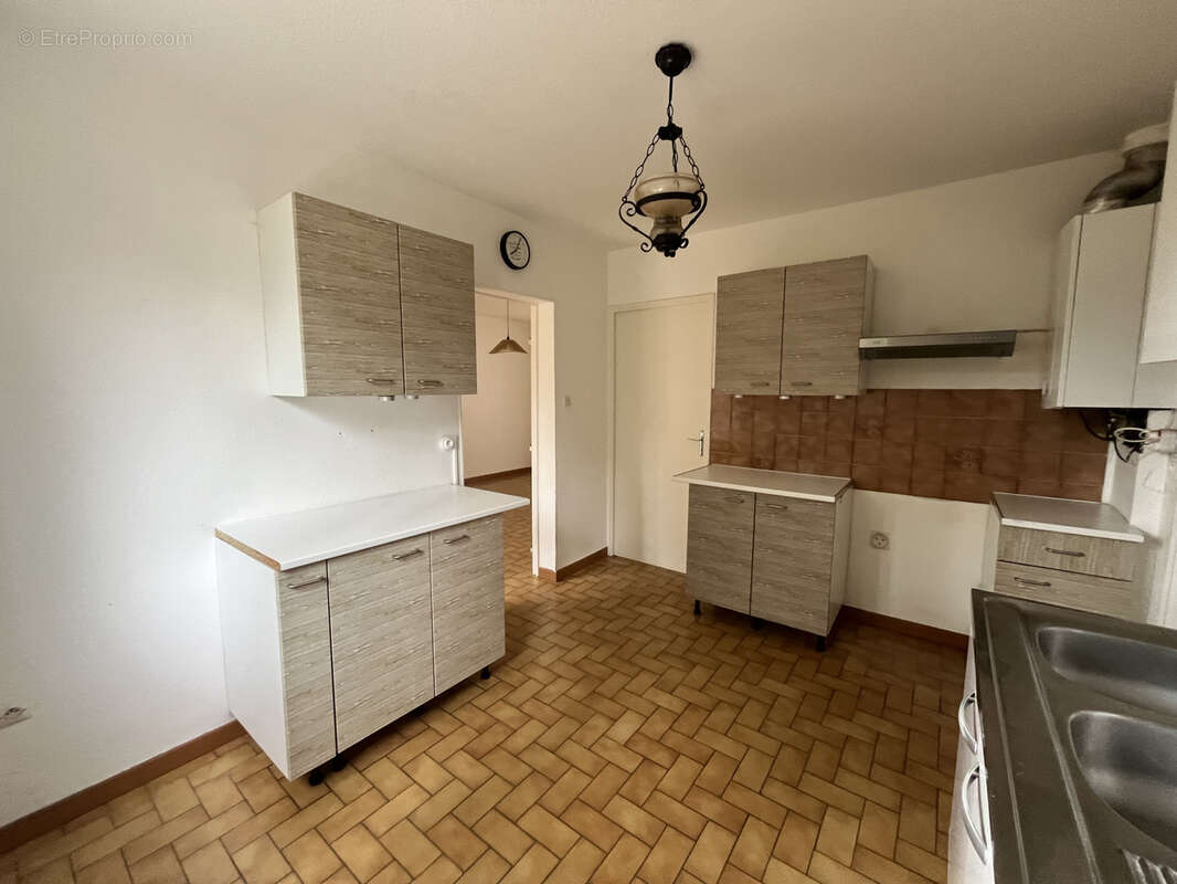 Opportunite ! dans un quartier prise de pamiers - maison t4 avec garage et jardin a vendre - photo 7
