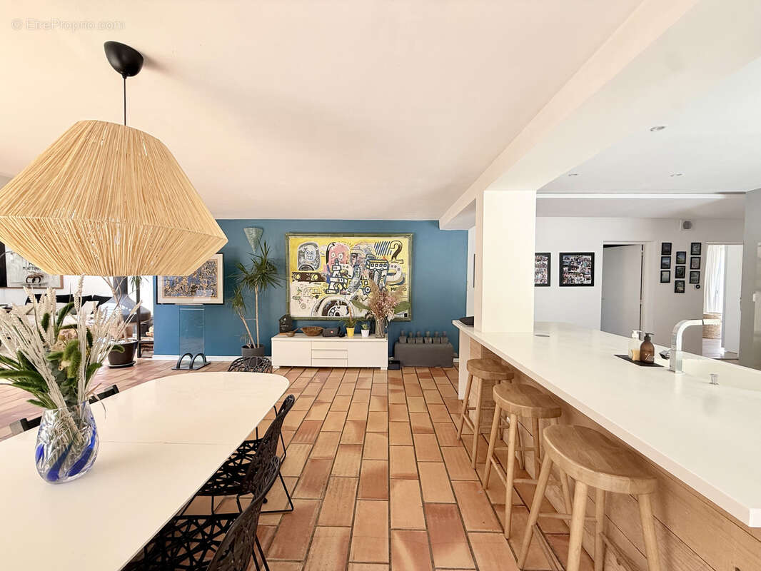 LA GRANDE MOTTE maison contemporaine avec piscine - photo 2