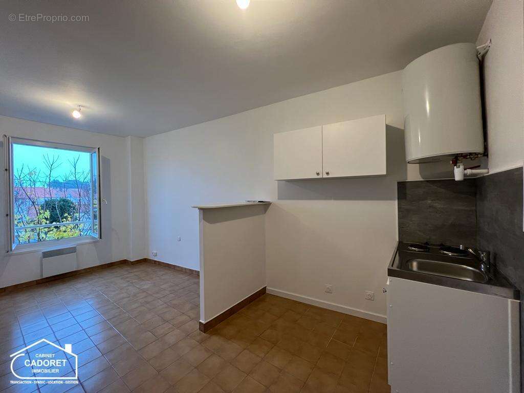   - Appartement à SAINT-MICHEL-CHEF-CHEF