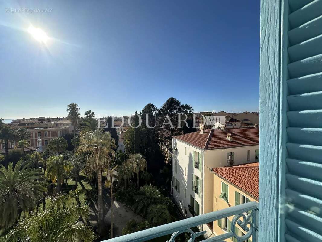 Appartement à MENTON