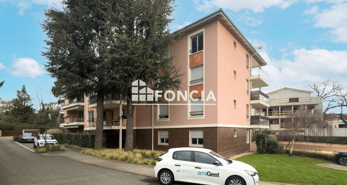 Appartement à CRAPONNE