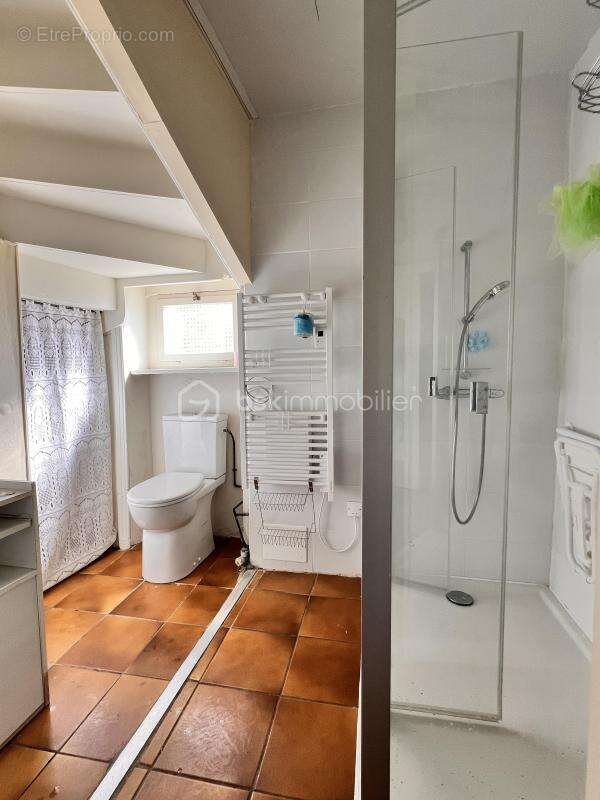 Maison à PLONEVEZ-PORZAY