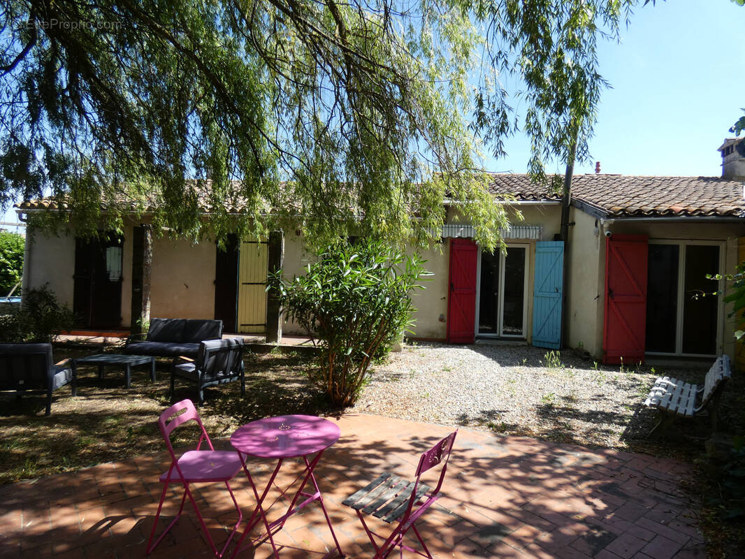 Maison à CAVANAC