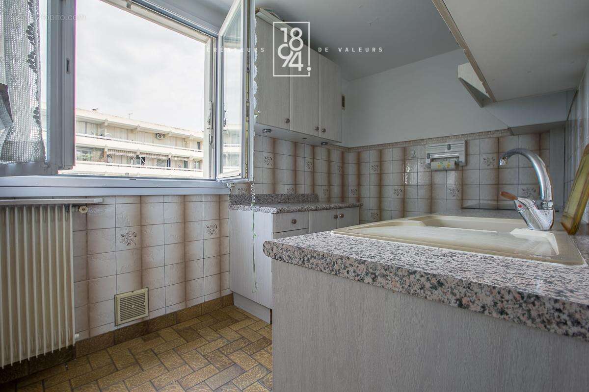 Appartement grand T3 à vendre Aix-En-Provence  77 m²  Calme I Balcon 13m2 I Parking - photo 6