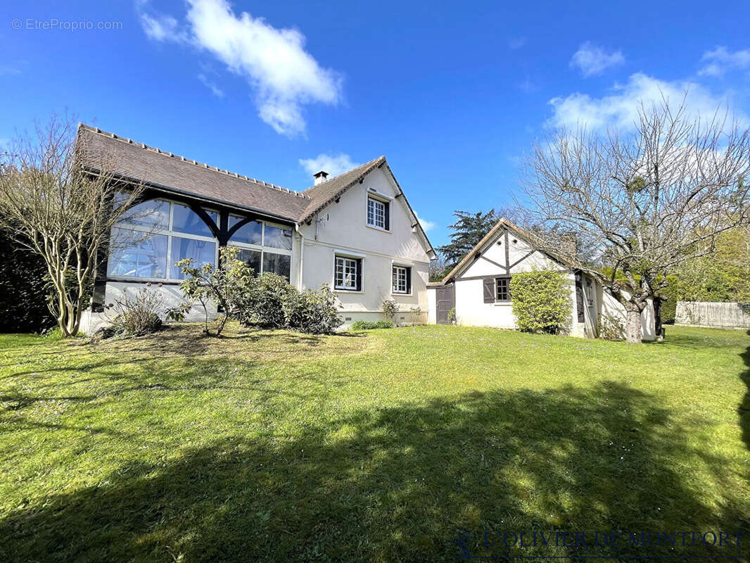 Maison Orgerus 9 pièce(s) 250 m2 - photo 6