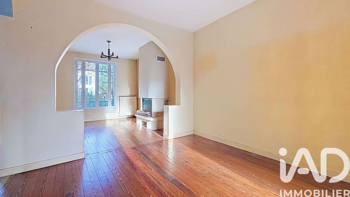 Photo 4 - Maison à LE RAINCY