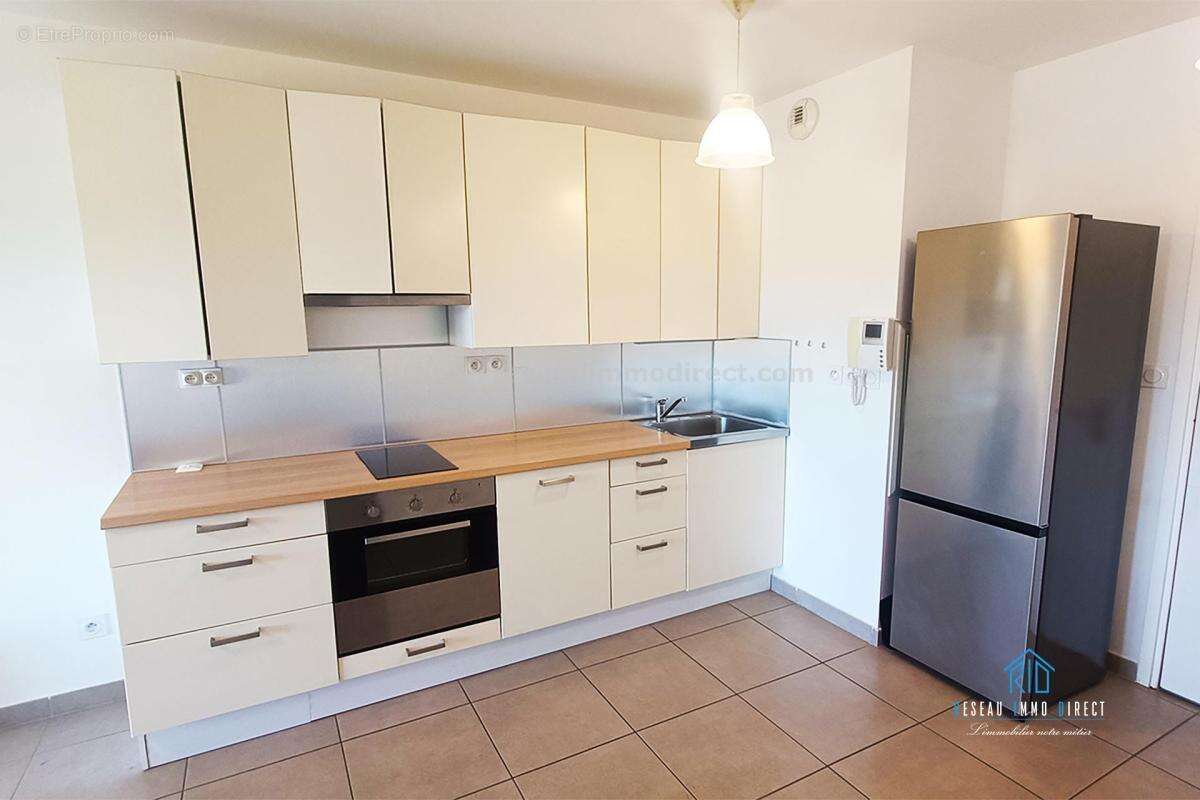 Appartement à LA LONDE-LES-MAURES