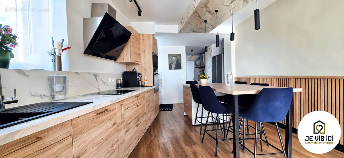 Maison à HALLENNES-LEZ-HAUBOURDIN