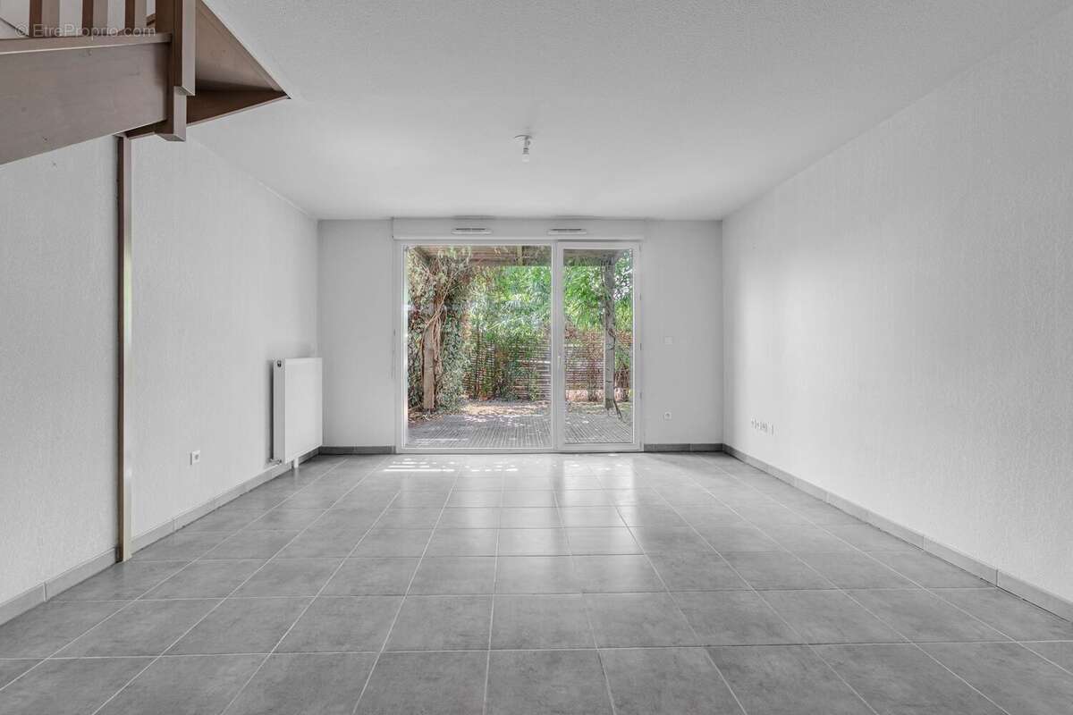 Maison 70 m² à Castelginest  - photo 2