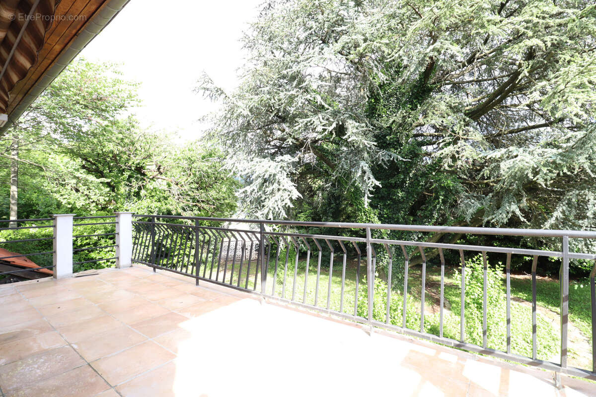 Maison à ECHIROLLES