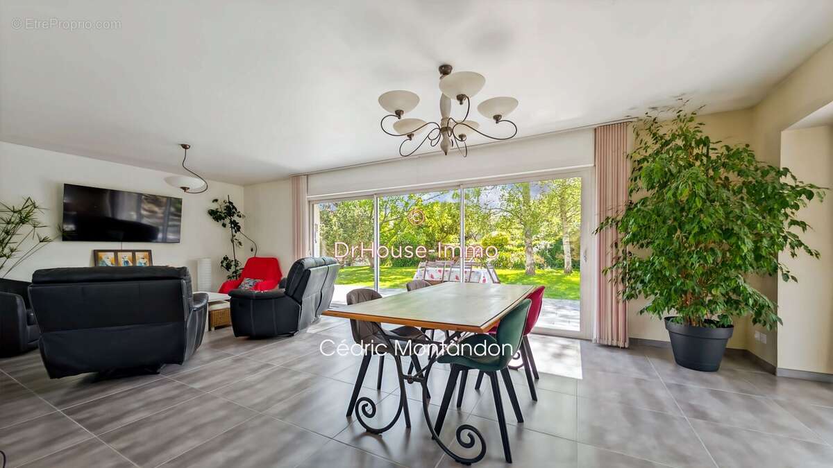 Maison à DOUVRES-LA-DELIVRANDE