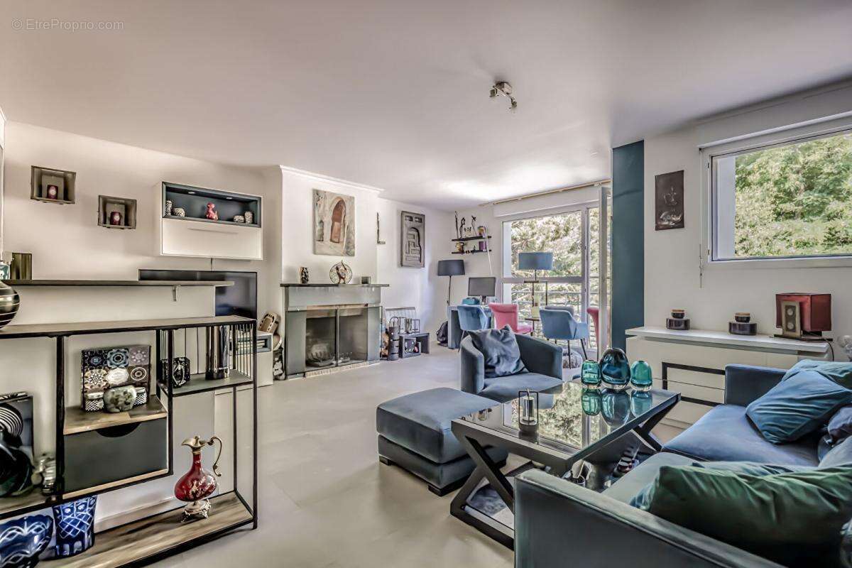 Appartement à CHATILLON