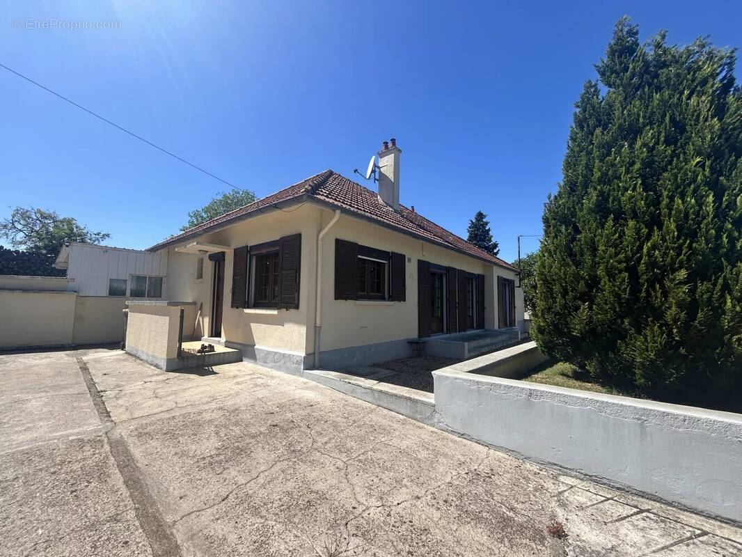Maison à PONT-SAINT-MARD