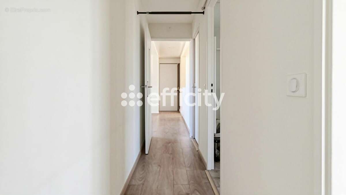 Appartement ancien - photo 7