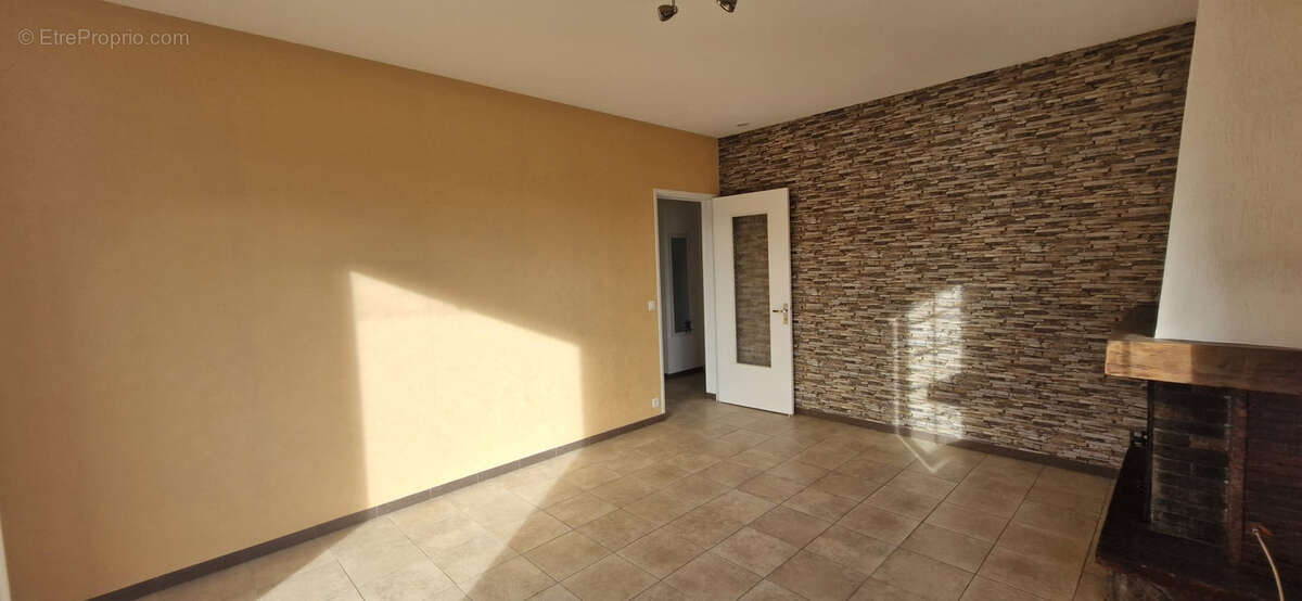 Maison à MORTAGNE-SUR-GIRONDE