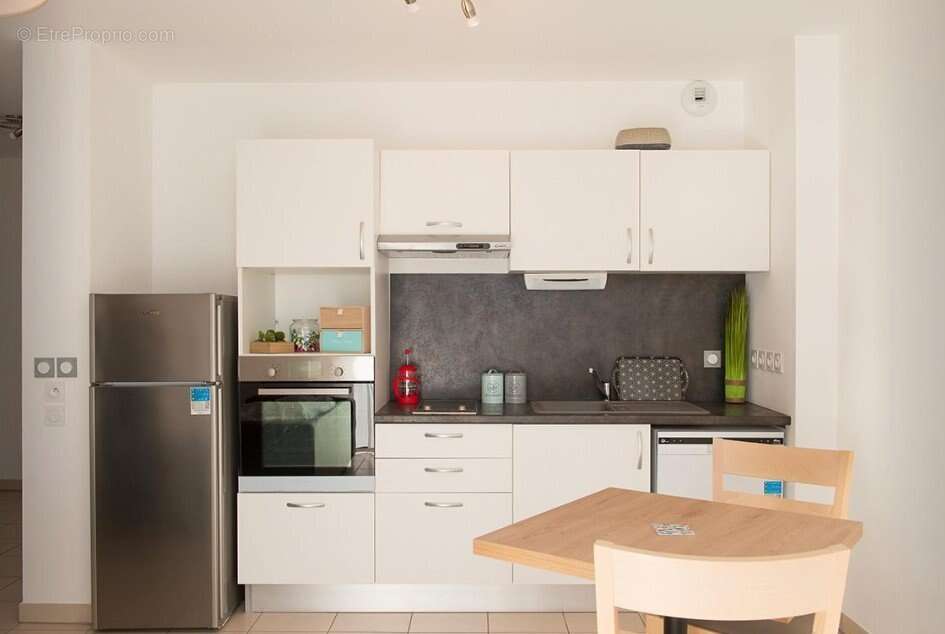 INVESTISSEMENT LOCATIF  CENON  Résidence Seniors Stella - Le Grand Cèdre - 6,34 % de rentabilité - photo 3