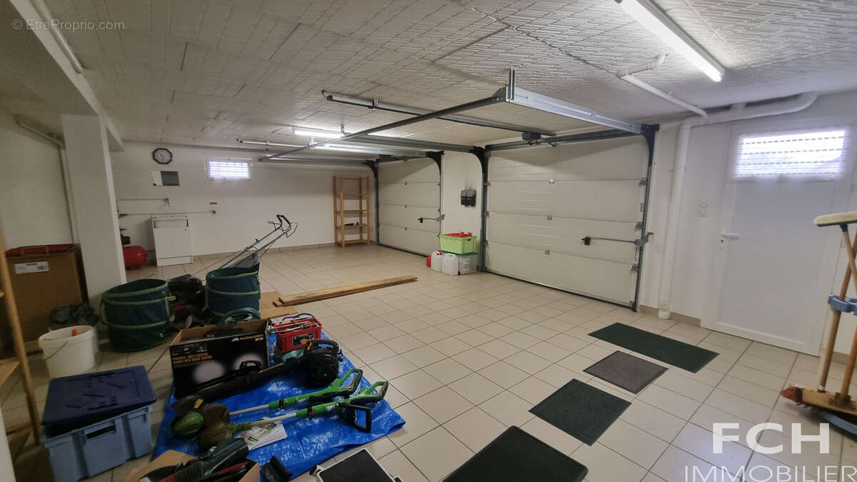 Villa 4 chambres, bureau, 2 garages, vue, proche toutes commodités - photo 17
