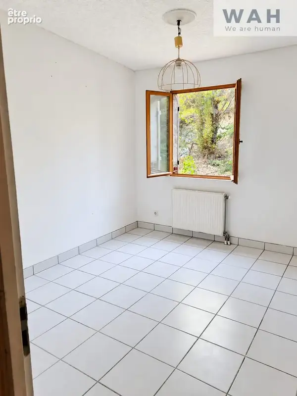 Exclusivité - vente maison indépendante 5 pièces, 4 chambres, à fort potentiel sur environ 1 540 m2 de terrain - photo 4