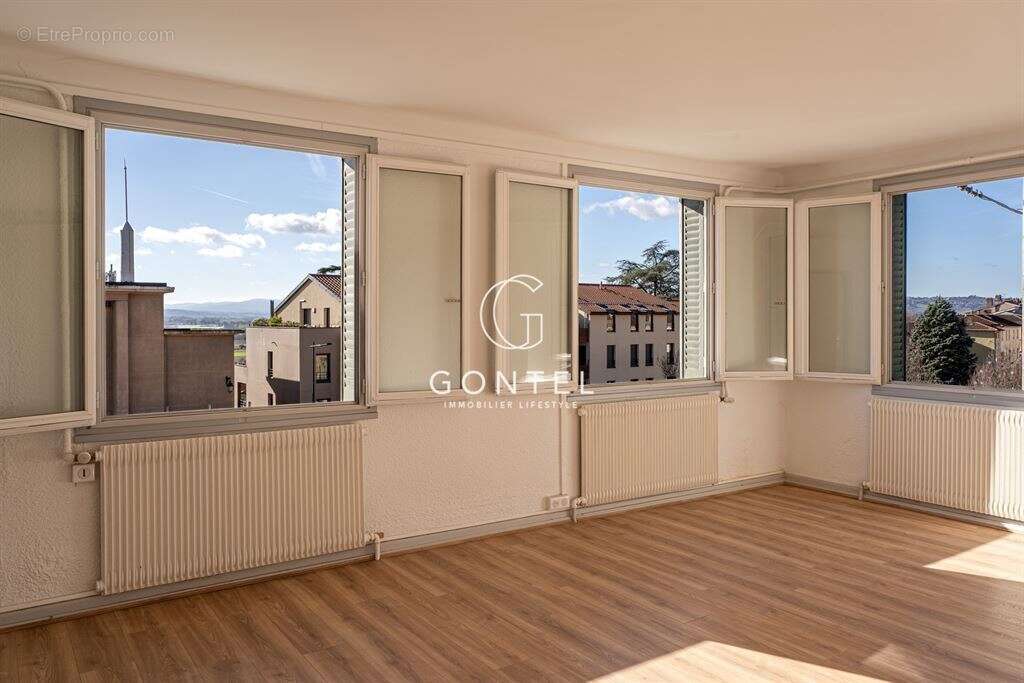 Appartement à TREVOUX