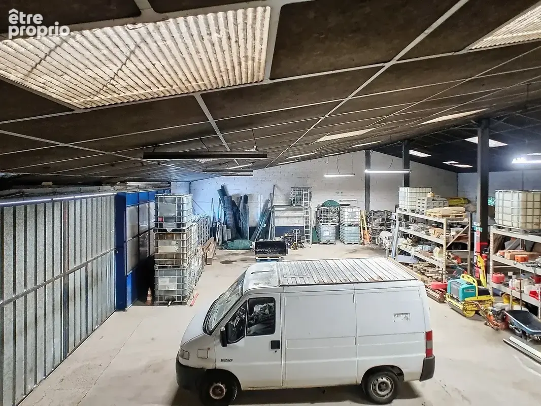 Local commercial et hangar Loué - photo 8