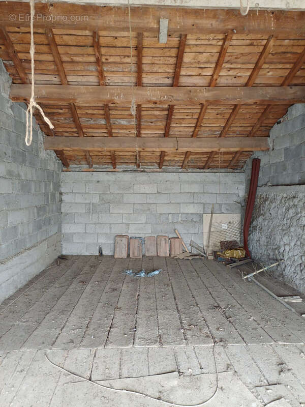 Appartement à COURPIERE