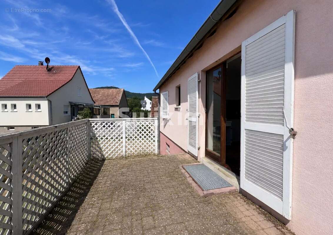 Maison de plain-pied surélevée à rénover – Eguisheim - photo 2